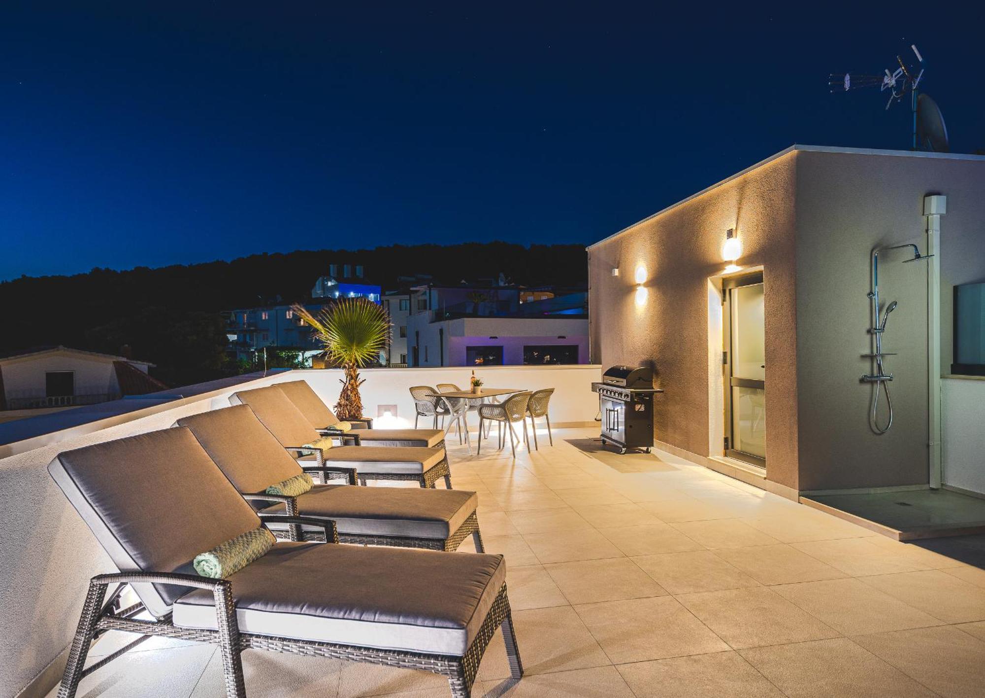 Adriatic Garden Apartments Okrug Gornji Exterior foto