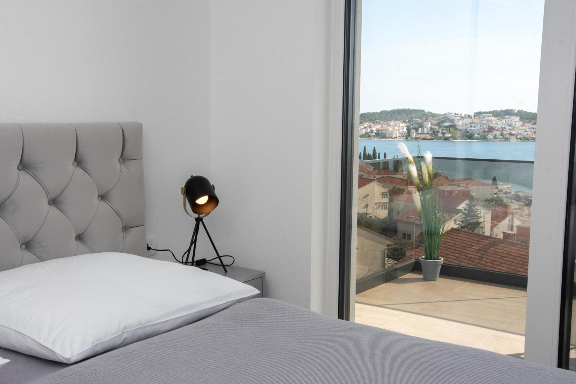 Adriatic Garden Apartments Okrug Gornji Exterior foto
